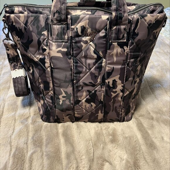 Lug Handbags - Lug Dory XL Tote NWT